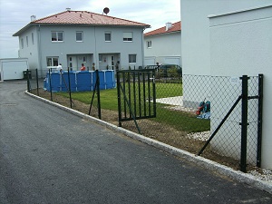 Maschendrahtzaun